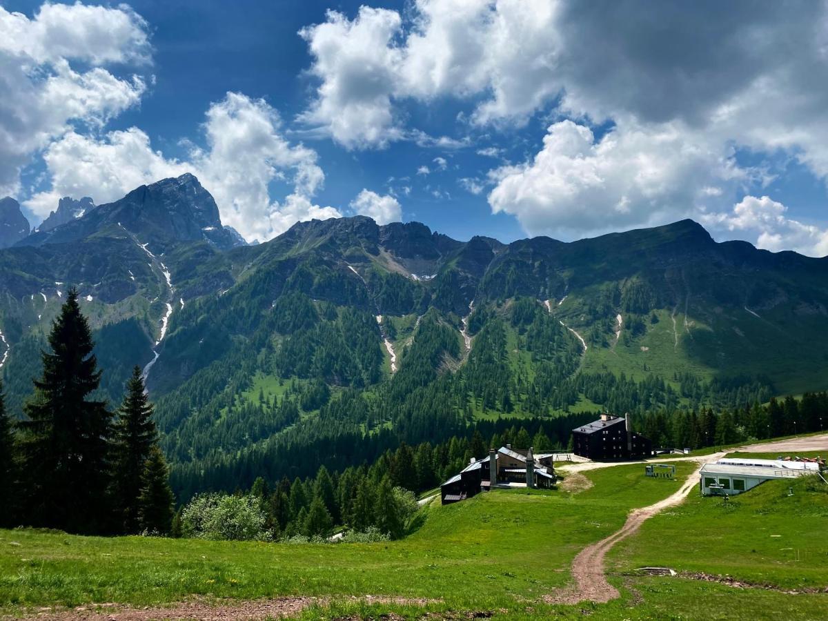 Il Covo Dello Sciatore Фалькаде Экстерьер фото